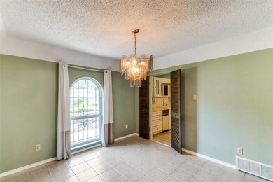 4001 Aragon Dr, Fort Worth, TX 76133 - photo 5