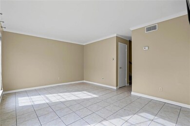 110 Du Rhu Dr unit E, Mobile, AL 36608 - photo 3