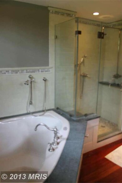 721 Bay Ridge Ave, Annapolis, MD 21403 - photo 6