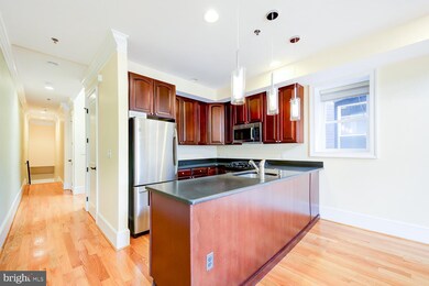 629 4th St NE unit 3, Washington, DC 20002 - photo 5