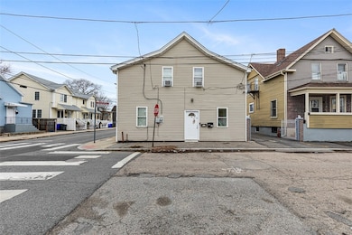 47 Burnside St, Providence, RI 02905 - photo 3