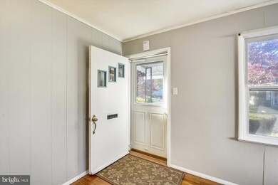 94 Meem Ave, Gaithersburg, MD 20877 - photo 3