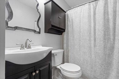 112 Riverview Place unit D, Southbridge, MA 01550 - photo 5