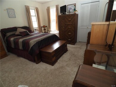 18 N Greenwood St, Tamaqua, PA 18252 - photo 6