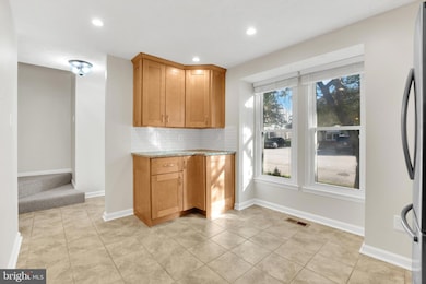 9114 Aspenpark Ct, Lorton, VA 22079 - photo 5