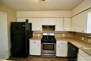 unlisted-address, Broken Arrow, OK 74012 - photo 4