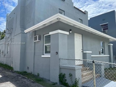 922 NW 2nd St unit 1, Miami, FL 33128 - photo 2