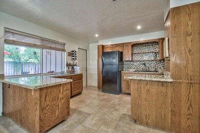 Kitchen_3