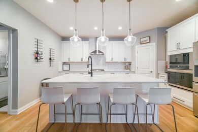 7041 Glenapp Lane-24