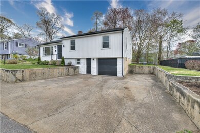 27 Vincenzo Dr, West Warwick, RI 02893 - photo 2