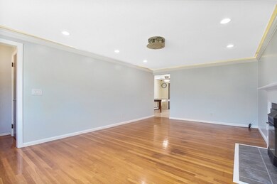 627 Morgan Rd, West Springfield, MA 01089 - photo 4