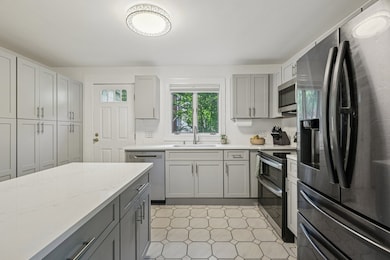 164 Ruthven St unit 1, Dorchester, MA 02121 - photo 5