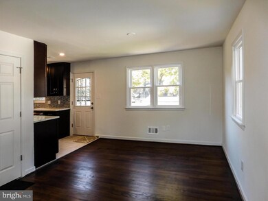 516 Cedarleaf Ave, Capitol Heights, MD 20743 - photo 5