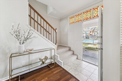 Welcoming front entryway. Note there is an extra s