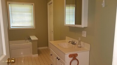 06. First Floor Bathroom