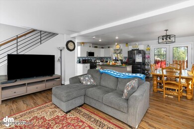 03-Downstairs_ETL7801