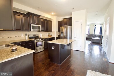 5325 Tweeddale Place, White Plains, MD 20695 - photo 5