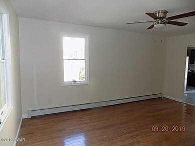 113 Sawkill Ave, Milford, PA 18337 - photo 6