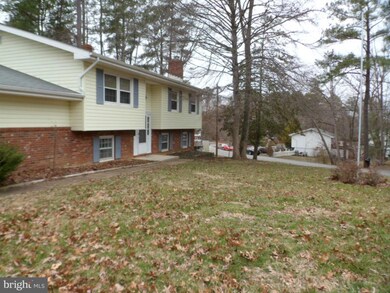 21529 Lynn Dr, Lexington Park, MD 20653 - photo 3