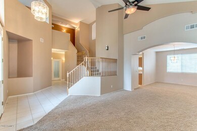 Living Room_w_spacious ceiling
