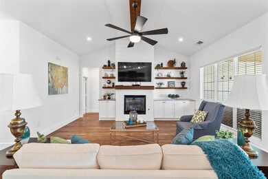 3722 Lonesome Creek Rd, Granbury, TX 76049 - photo 7