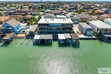 918 Tarpon Ave unit 18, Port Isabel, TX 78578 - photo 2