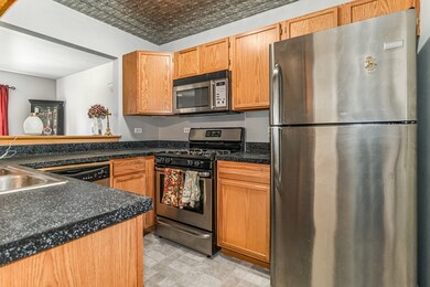 1840 Tanager Ct, Joliet, IL 60435 - photo 2