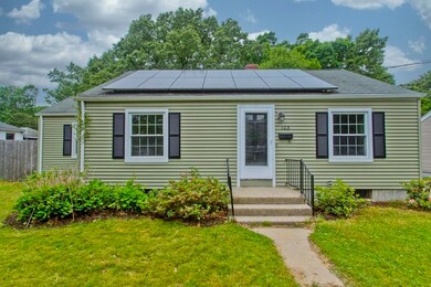108 Webber St, Springfield, MA 01108 - photo 2