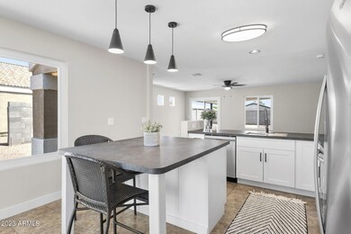 10-web-or-mls-1051-w-22nd-ave