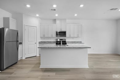 5002 Chukchansi Ave, Bakersfield, CA 93306 - photo 4