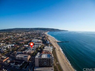 512 Esplanade unit 204, Redondo Beach, CA 90277 - photo 3