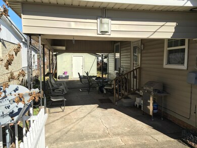 216 Carport 1