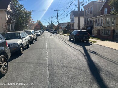 149 Simonson Ave, Staten Island, NY 10303 - photo 2