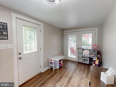 157 Long St, Spring Mills, PA 16875 - photo 3