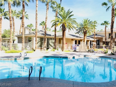7135 S Durango Dr unit 304, Las Vegas, NV 89113 - photo 7