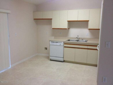 5690 Hemsing Kitchen