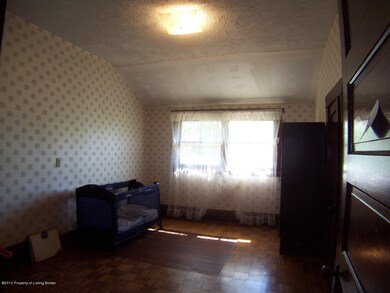 Upper Bedroom