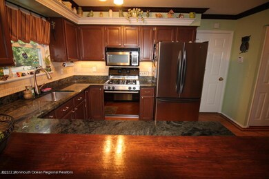 10 Sweet Gum Rd, Howell, NJ 07731 - photo 5