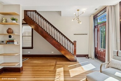 2930 N Gresham Ave, Chicago, IL 60618 - photo 4