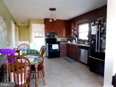 299 Hade Rd, Saint Thomas, PA 17252 - photo 3