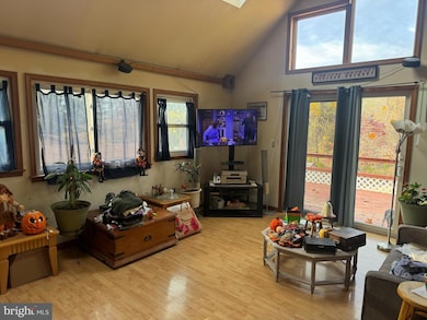 1751 Running Deer Dr, Auburn, PA 17922 - photo 4