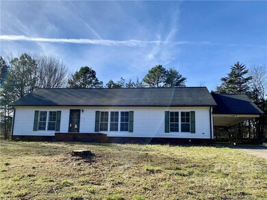 206 Persimmon Cir, Statesville, NC 28625 - photo 2