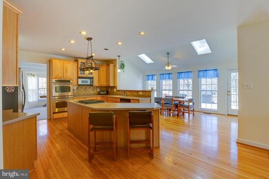 824 Queens Park Dr, Owings Mills, MD 21117 - photo 4