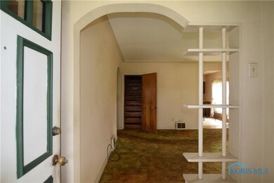 5616 304th St, Toledo, OH 43611 - photo 3