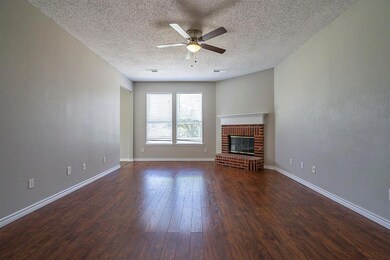 301 Foxwood Ln, Wylie, TX 75098 - photo 5