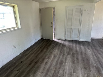 5405 Suez St unit 2, Houston, TX 77020 - photo 4