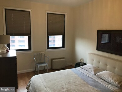 Swarthmore Condos unit 804, Washington, DC 20037 - photo 6