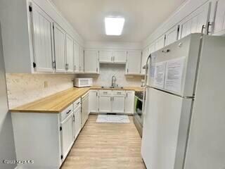 418 Carolina Beach Ave N unit 2e, Carolina Beach, NC 28428 - photo 4