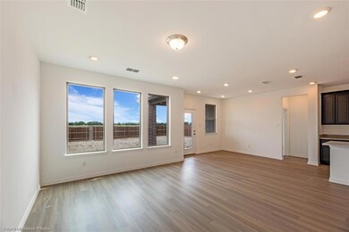 3814 Blue Stem  Family