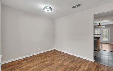 8007 Logan Dr, La Vergne, TN 37086 - photo 6